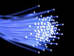 光纖線的出現(xiàn)，意味銅質(zhì)HDMI線已經(jīng)處于“中老年”狀態(tài)！